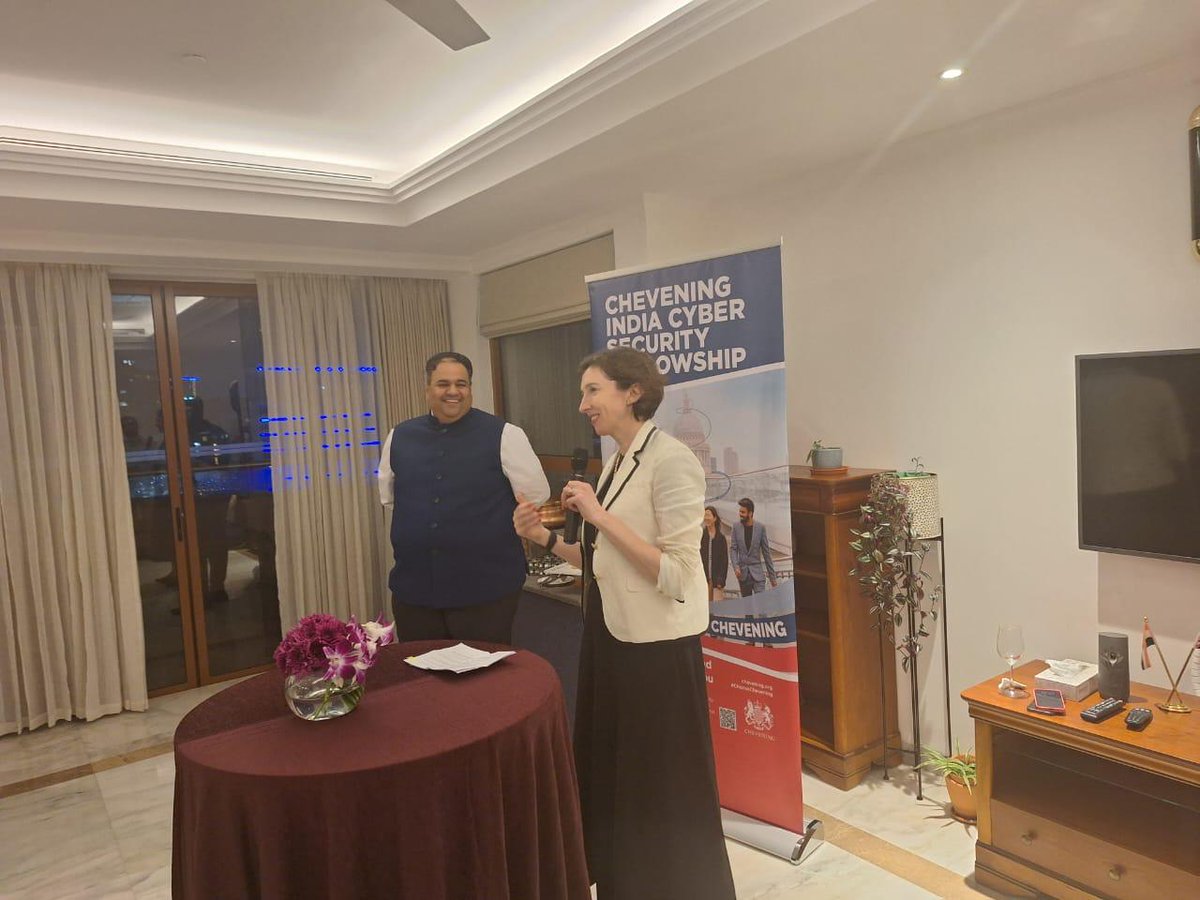 mighthouse's tweet image. Thank you for hosting the Chevening Alumni Reception last night Mr Chandru Iyer, British Deputy High Commissioner for Karnataka &amp;amp; Kerala. 
Pleasure meeting British High Commissioner to India, HE Lindy Cameron CB OBE @Lindy_Cameron, @UkinBengaluru &amp;amp; @chandruiyer @CheveningIndia