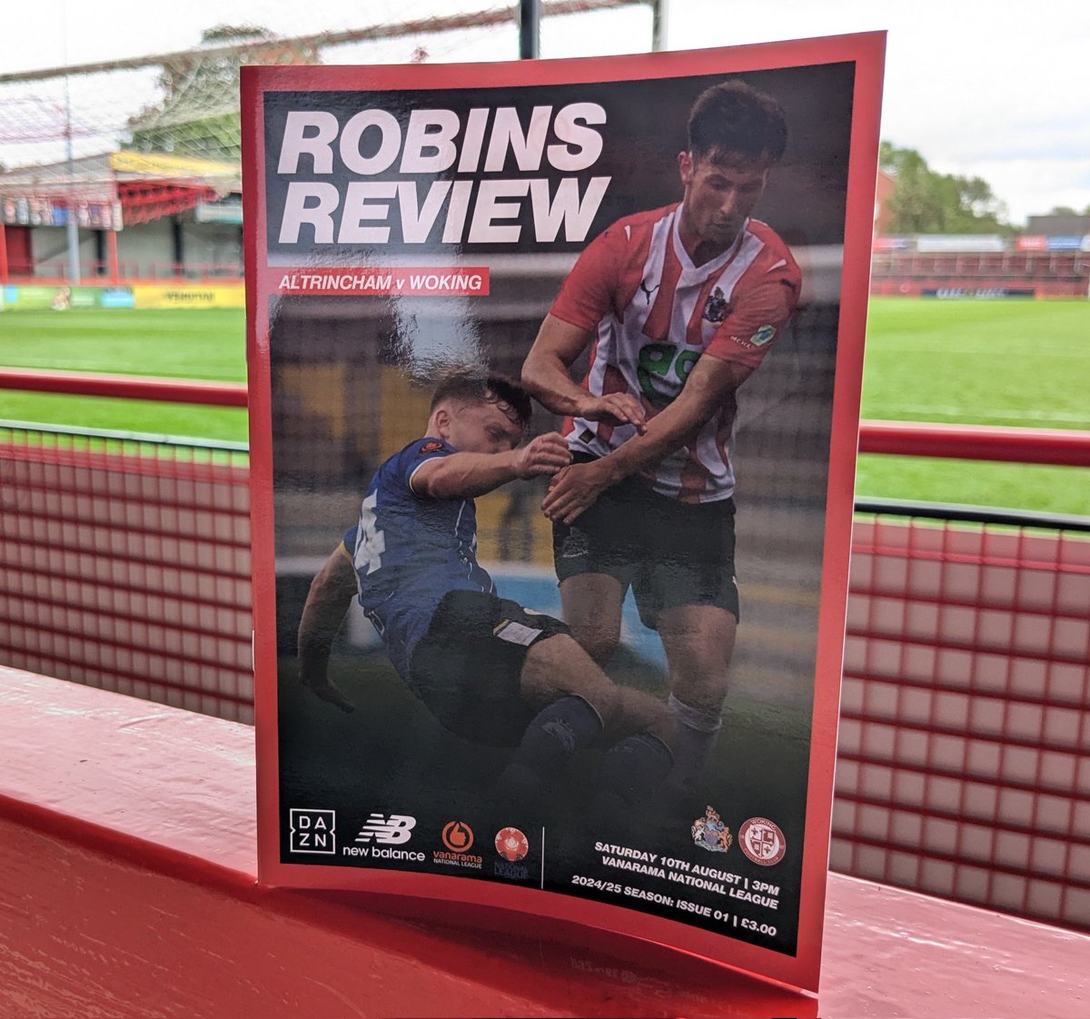 altrinchamfc's tweet image. 𝐑𝐨𝐛𝐢𝐧𝐬 𝐑𝐞𝐯𝐢𝐞𝐰 - Issue 1️⃣ 😍

Featuring Bill Waterson, Neil Sorvel, @Tylor_Golden, @wokingfc rundown, @altymoore1's pre-season snaps and much, much more 💪

Available for £3 today &amp;amp; Saturday at the Retail Store and Saturday from 1:30pm at the @JDavidsonScrap Stadium 👍