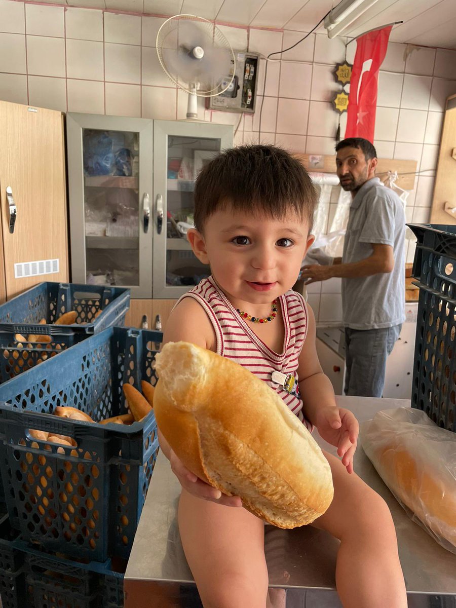 Tugcekaranalan's tweet photo. Ekmeğimi seninle paylaşmak isterim güzellik 😍 https://t.co/Ra83lfXKdh