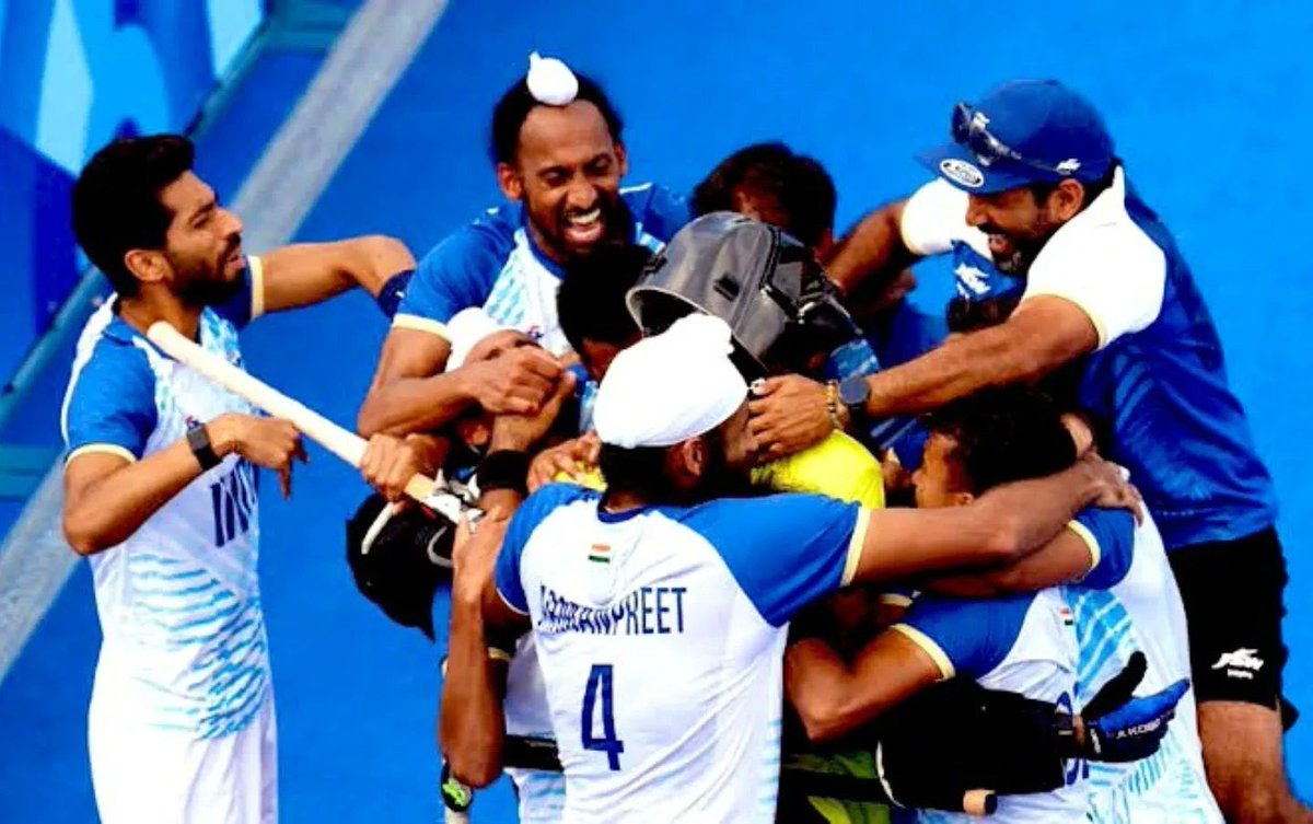 DaamanB's tweet photo. History made! 🥉🇮🇳 Congratulations to the Indian hockey team for winning bronze at the Paris 2024 Olympics! Your grit, passion, and perseverance have brought immense pride to the nation. 
India stands tall with you! 
Jai Hind

 #Paris2024 #BronzeMedal #IndianHockey #TeamIndia https://t.co/ltJ4HDYRSI