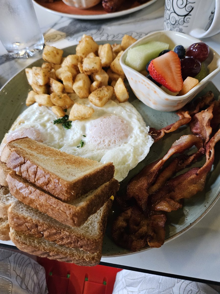 Breakfast food is a love language