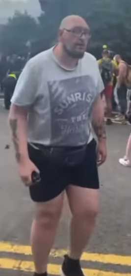 Richard Lewis tweet media