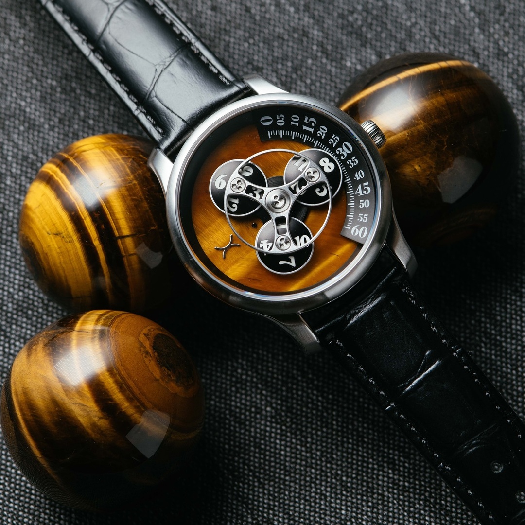 XericWatches's tweet photo. ๐
Tigereye dial on the #XericRegulator automatic. #xericwatches #wanderinghour #tigereyedial https://t.co/bvVap7TbrJ https://t.co/nvTZm42pU2