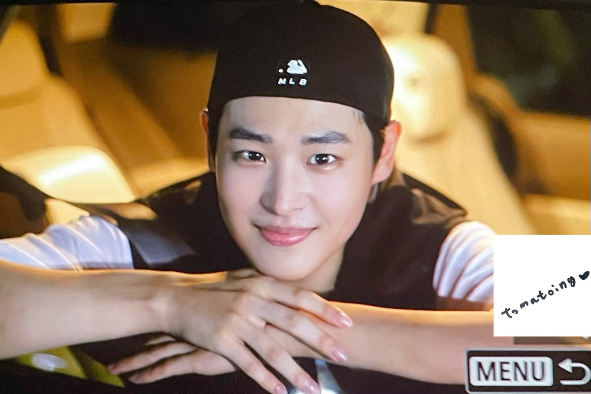 tomatoing_1112's tweet photo. 240808 뮤지컬스파이 퇴근길

수고햇어!!!  푹 쉬어 🫶🏻

#최병찬 #병찬 #뮤지컬스파이 https://t.co/EyAmMUp5Aw
