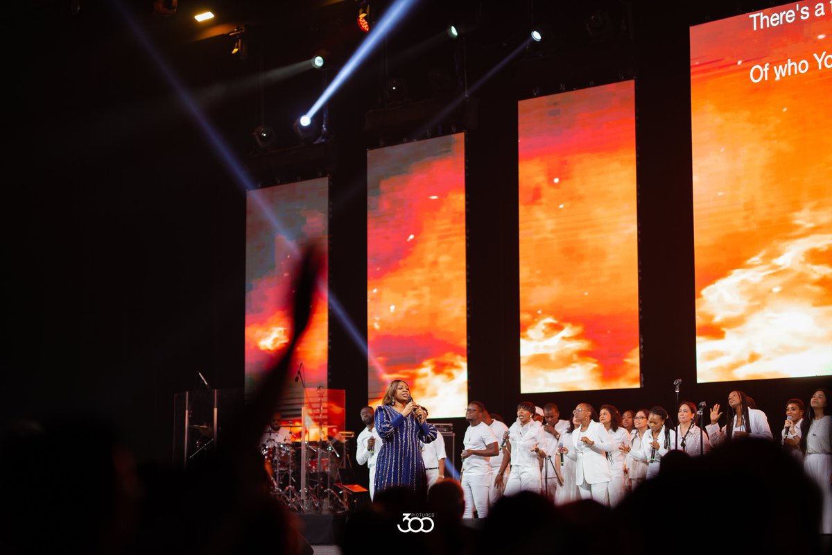 gideon_tella's tweet photo. Captures amazing moments at the Sinach live concert at the Dubai World Trade Centre. https://t.co/uPyjCW4MqW