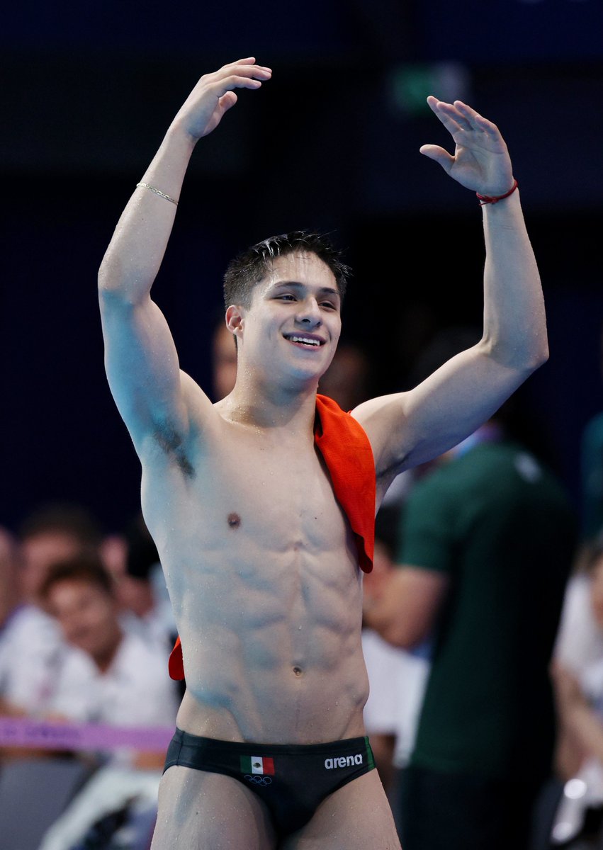 juegosolimpicos's tweet photo. ¡Los sueños se cumplen, Osmar! 🇲🇽✨

De aquel niñito que soñaba en París en abril de 2017 a este que festejó dos medallas olímpicas en agosto de 2024.

¡Eres EXTRAORDINARIO! 🥈🥉

#JuegosOlímpicos #Paris2024 I @COM_Mexico https://t.co/cpxHILeoGc