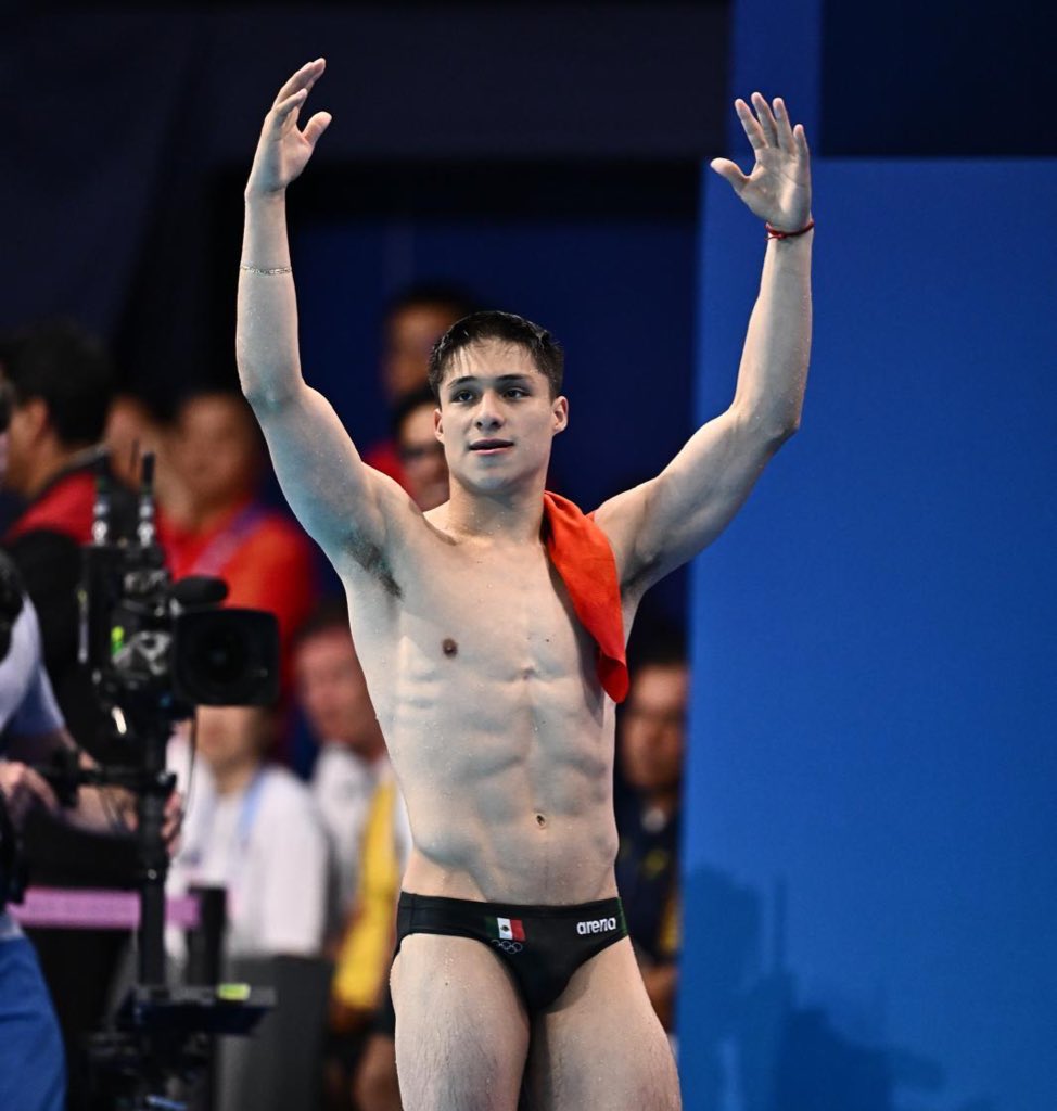 Mario Riveretti 🎩 tweet media