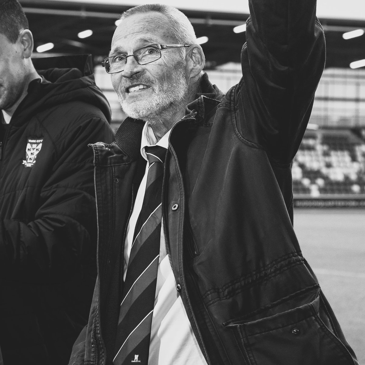 YorkCityFC's tweet photo. 👏 York City will hold a minute's applause on Saturday at the LNER Community Stadium following the passing of former manager Alan Little.

We look forward to welcoming Alan's family for the game.

We're sure the minute's applause will be incredibly powerful.

#YCFC 🔴🔵
