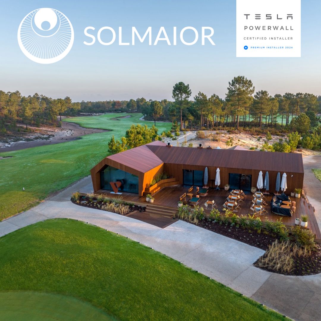 SolMaior_X's tweet photo. 🇬🇧
In Terras da Comporta, the goal is to achieve 99% renewable energy (solar) autonomy through the Energy Community, in partnership with Greenvolt Communities.
To better utilize the production capacity, SOLMAIOR supplied and installed Tesla Powerwalls.
#TeslaPowerwall #Solmaior https://t.co/jKyQVPXkXa