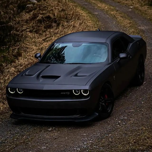 Matte Black dogde 🖤😍