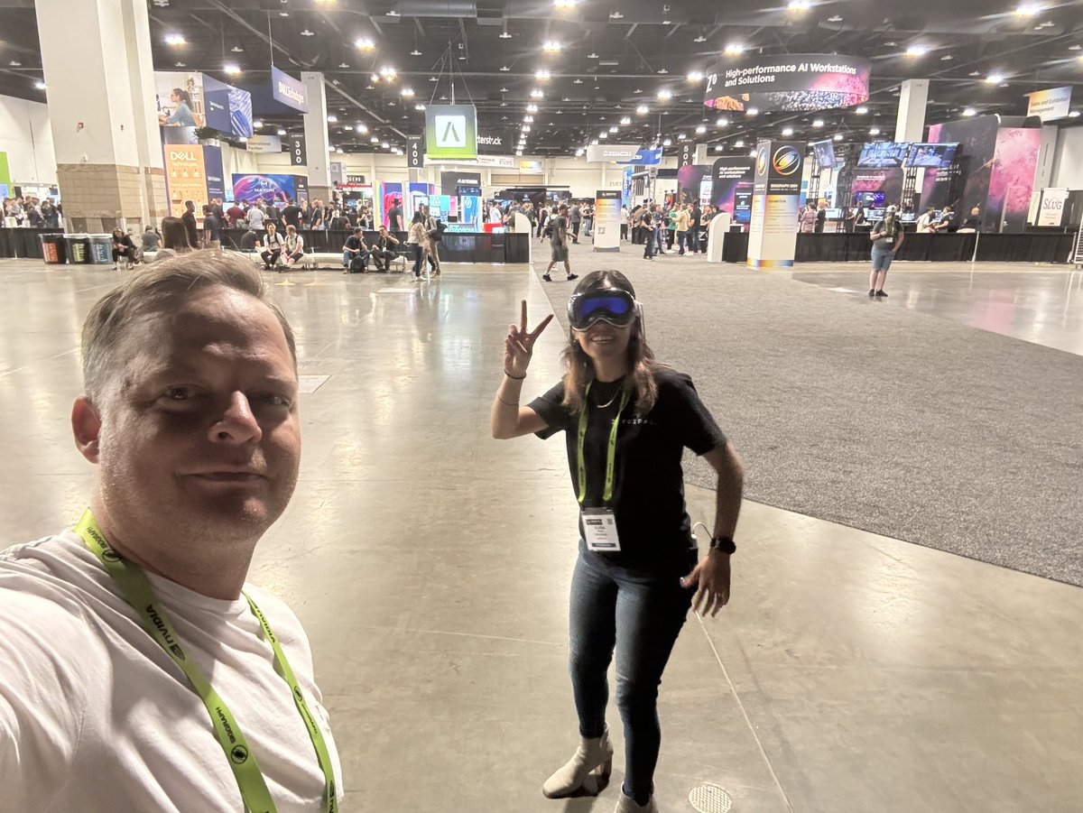 elepiech's tweet photo. And that's a wrap on #SIGGRAPH! 🎉 From showcasing our #AI motion capture system to getting #3D scanned, I had a fantastic time in Denver. 

Excited to see the @ZeroSpaceNYC  team grow! See you all at the next big show! https://t.co/8WhN7HKiam