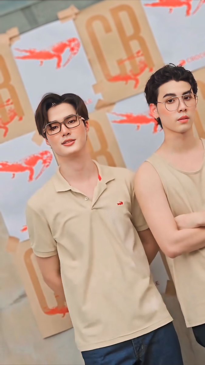 AllAbout_Prame's tweet photo. หล่อมาก หล่อแพ๊คคู่ 🥰

#vemment
#tsuntant
#prametn
#crocodile https://t.co/4l0a1K8BEw