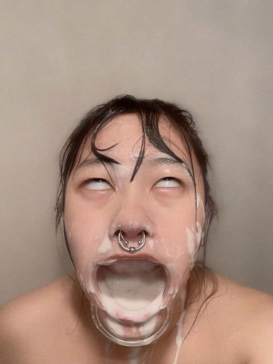 #傻逼 #母猪 的理想状态 
另外 别管男的女的了 我这不是tt空间别催更了 
其次 从我置顶上供的傻逼少特么烦我 那只是你看着付款记录发情扣逼用的