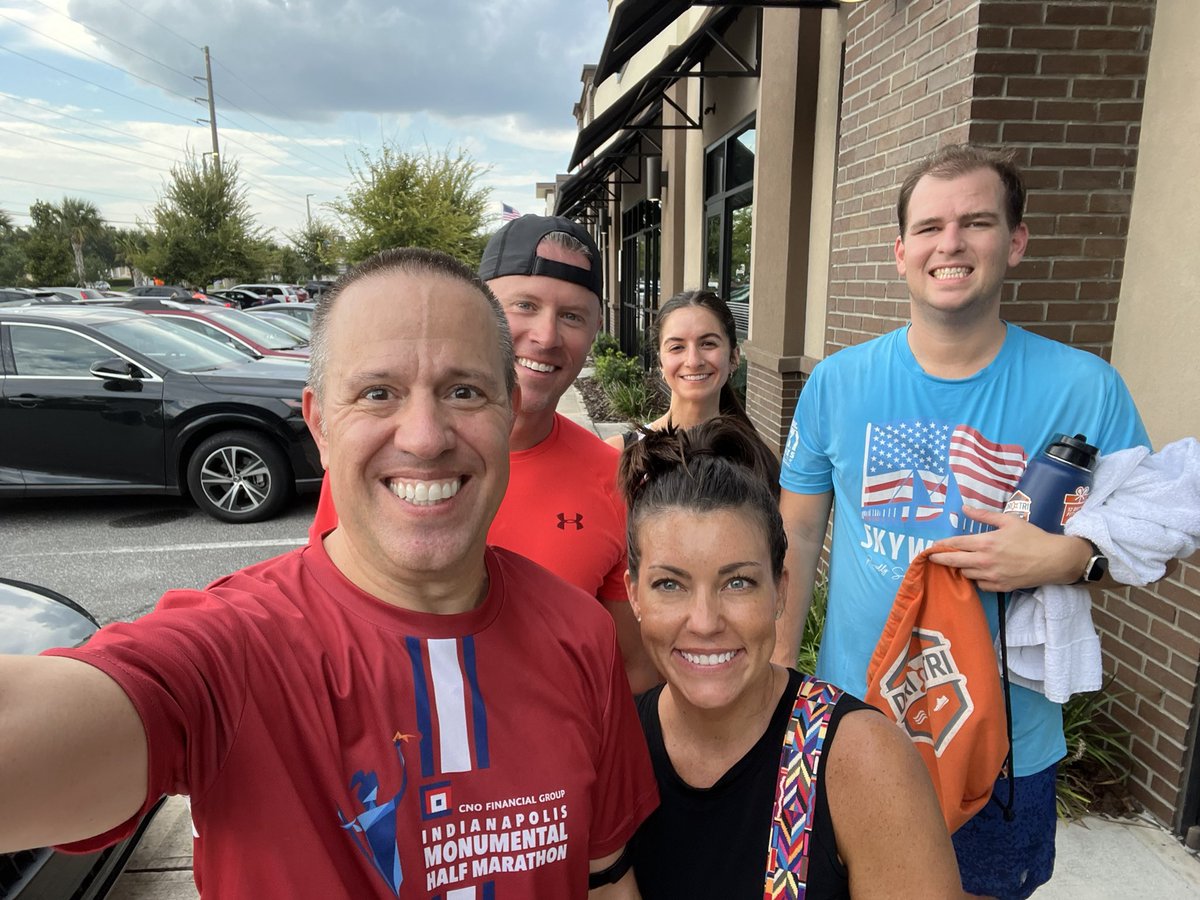 StevieAndLane's tweet photo. Yesterday was the 12-min #RunForDistance benchmark at OTF. Though not a PR, I was happy with my distance - good for #MarathonMonth. Also had some strength and core work on the floor. 

@orangetheory #OrangeTheoryFitness #OTFNonaSouth #RunRowRepeat #BasePushAllOut #SplatPoints https://t.co/9kMPzWEoR9