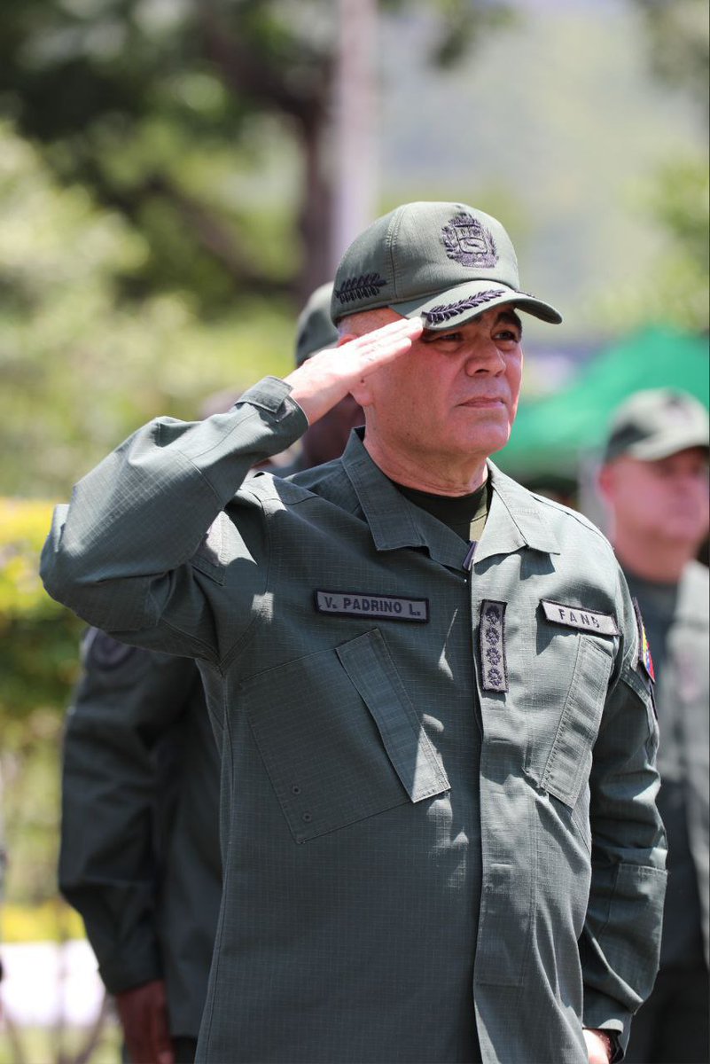 La FANB ratifica una vez más su compromiso y lealtad absoluta con nuestra patria grande, con el pueblo venezolano y con la revolución bolivariana.