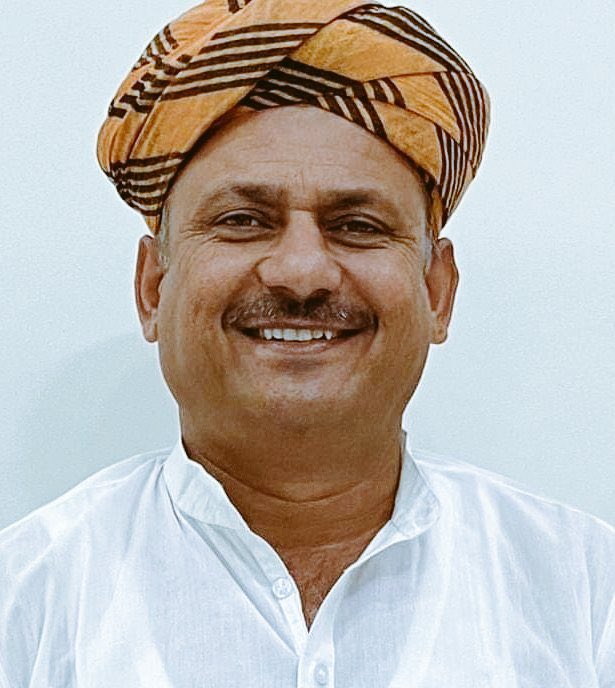 भाजपा पूर्व जिलाध्यक्ष बाड़मेर <a href="/SSKharaBJP/">Swaroop Singh Khara</a> जी आपके जन्मदिवस की हार्दिक बधाई एवं शुभकामनाएं।ईश्वर से आपके उत्तम स्वास्थ्य एवं दीर्घायु कामना करता हूं। 
<a href="/BJP4Rajasthan/">BJP Rajasthan</a> <a href="/BJP4Barmer5/">BJP Barmer</a>