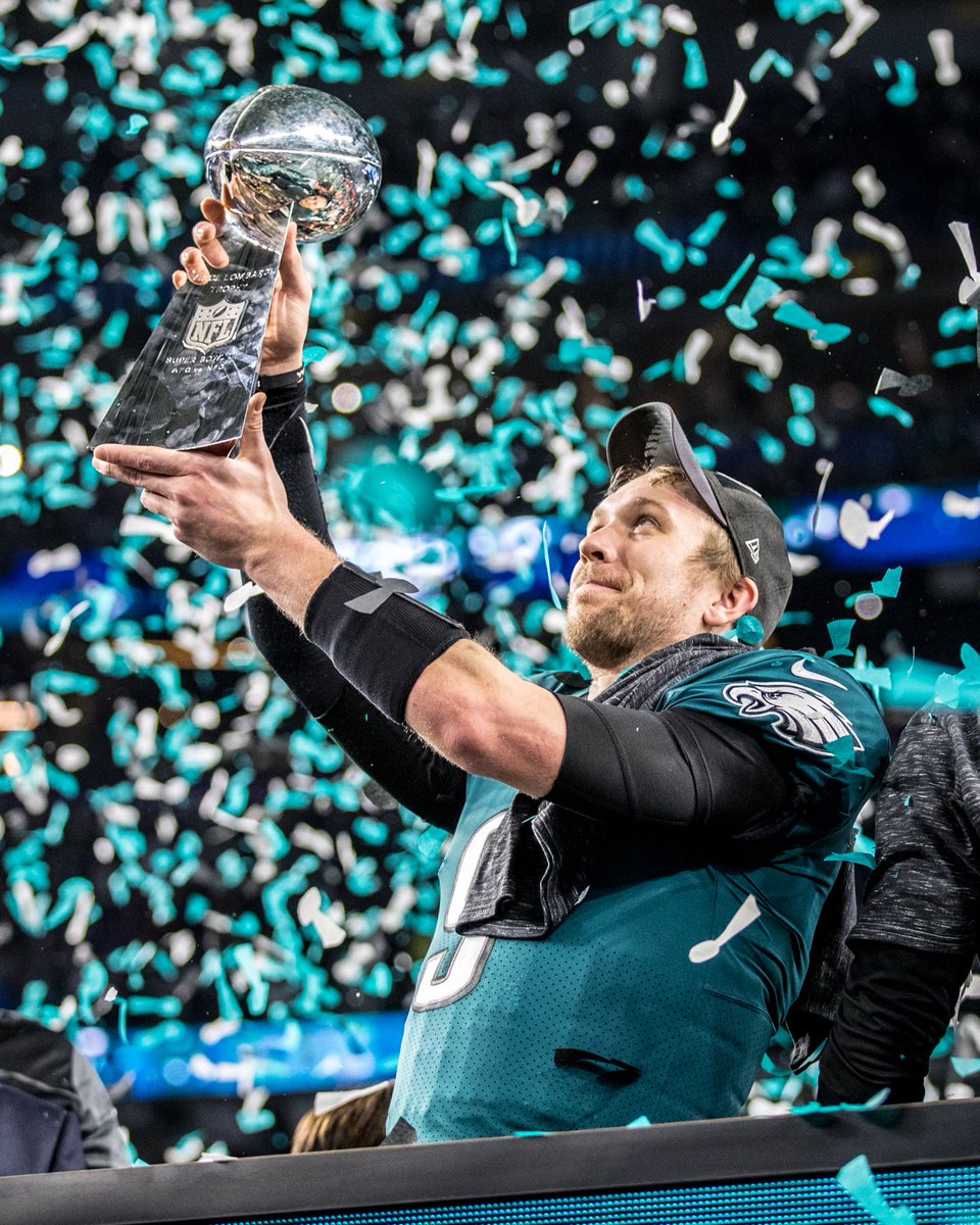 Eagles's tweet photo. No caption needed. https://t.co/CILpK7VSDi