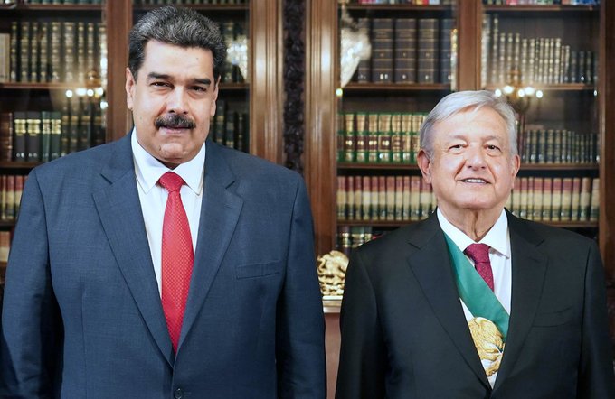 amadeorivas1's tweet photo. @Elias_Cabeza @NicolasMaduro @Claudiashein https://t.co/tGadSxws3N