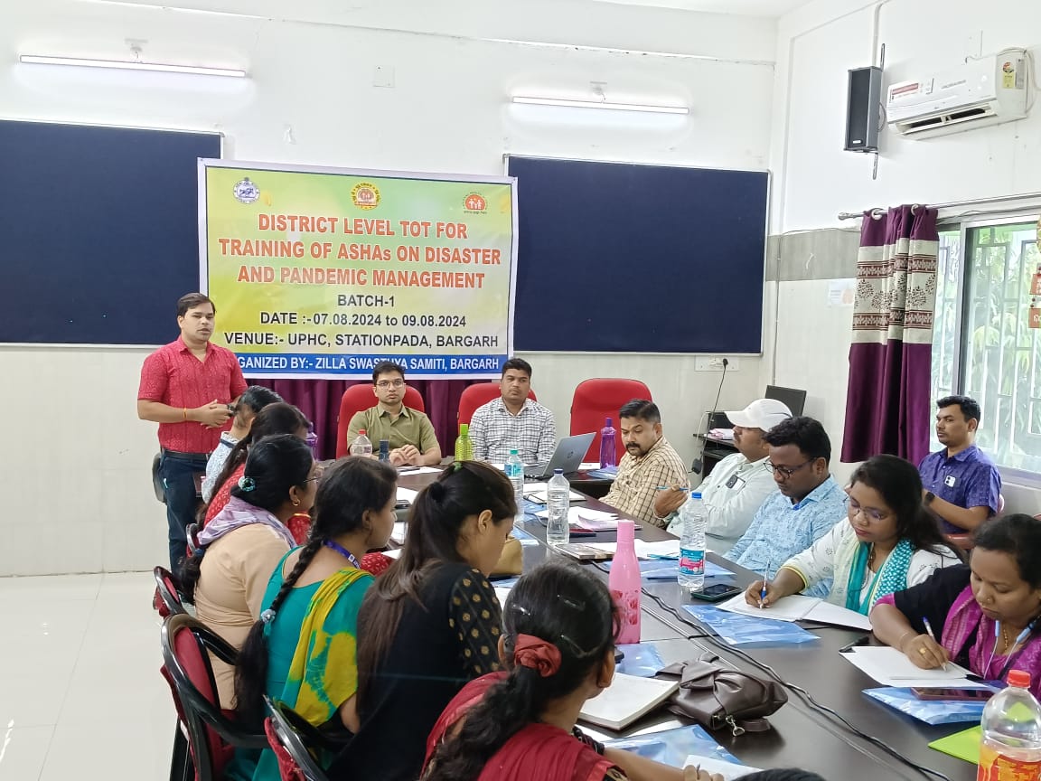 Distemg_bgh's tweet photo. #ResilientOdisha
District level training on ToT of ASHAs on Disaster &amp; Pandemic Management was inaugurated on 07.08.2024 by Dy Collector, Emergency at Stationpada UPHC, Bargarh in the presence of DPO, Dist. ASHA Manager &amp; Participants from Health Dept.
@osdmaodisha 
@DMBargarh https://t.co/GF1d6Jhn8c