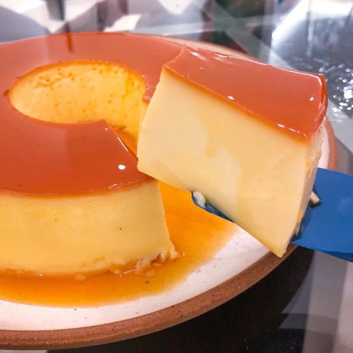 MariMoon's tweet photo. Pudim is better than chessecake https://t.co/FwsHUNzW8i