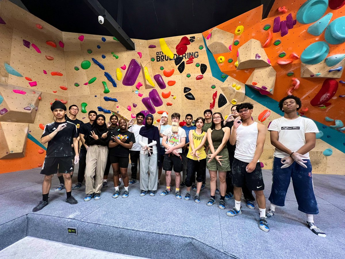 Daphne Griffiths tweet media