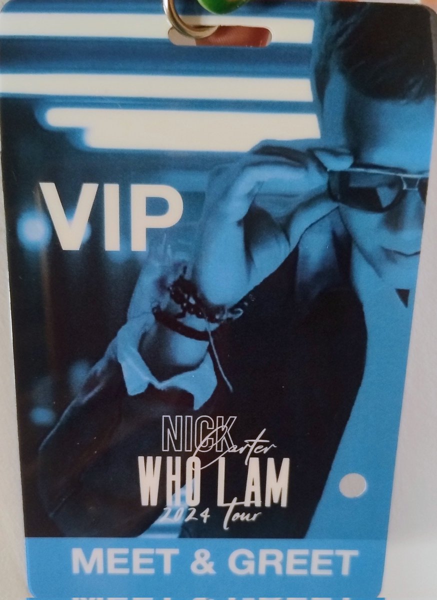 Marona1383's tweet photo. Thanks @nickcarter for this sweet hug, It was what I really needed in this very bad year, you were light in the dark. As I told u, I Will Remember this year because I Met you and not for the accident I had. Love u💚
#whoIamrome #whoIamtour #nickcarter #wegotyou #weareproudofyou https://t.co/9ALULhB3fn
