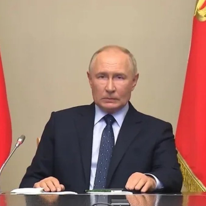 Your face when you realize Ukraine has taken more Russian land in three days than Russia managed to seize all year