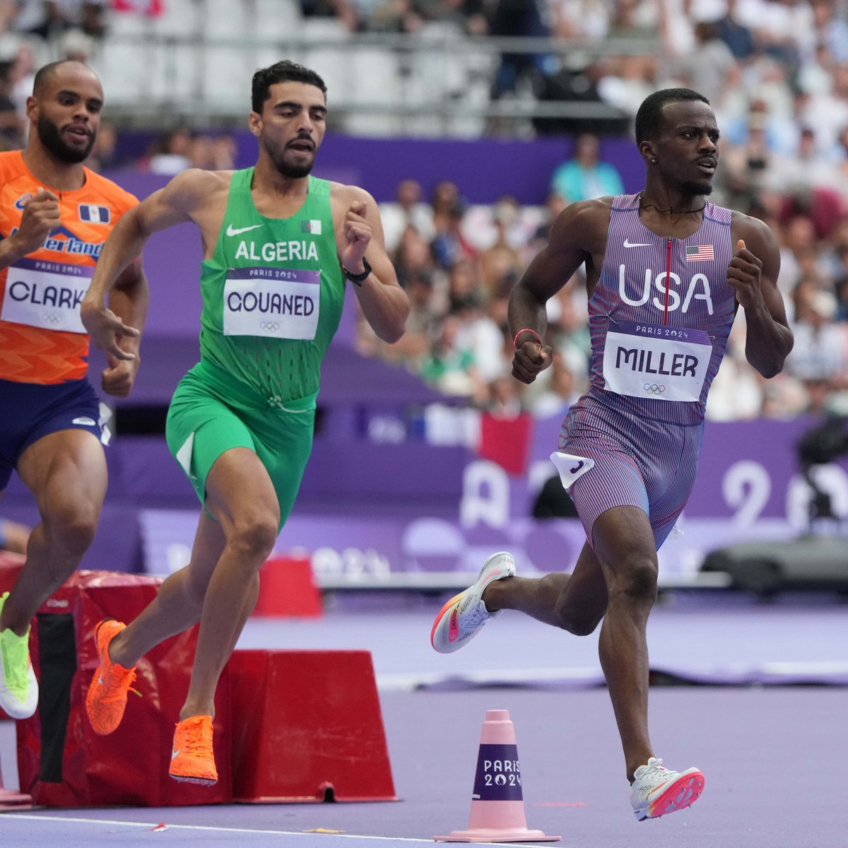 Survive and advance! 🇺🇸

Brandon Miller tackles the repechage rounds head-on and qualifies through to the men's 800m semifinals.

Miller won his repechage heat in 1:44.21 to secure his spot in the semifinal.

#Paris2024 

📸: USA TODAY