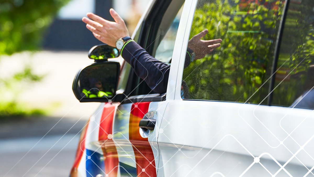 Trackstar EU strikes again! 🛡️ A stolen car in the Netherlands was swiftly recovered thanks to our team and the Dutch police. No keys, no problem - vehicle secured! 🚔 

#CarRecovery #Netherlands #TrackstarEU