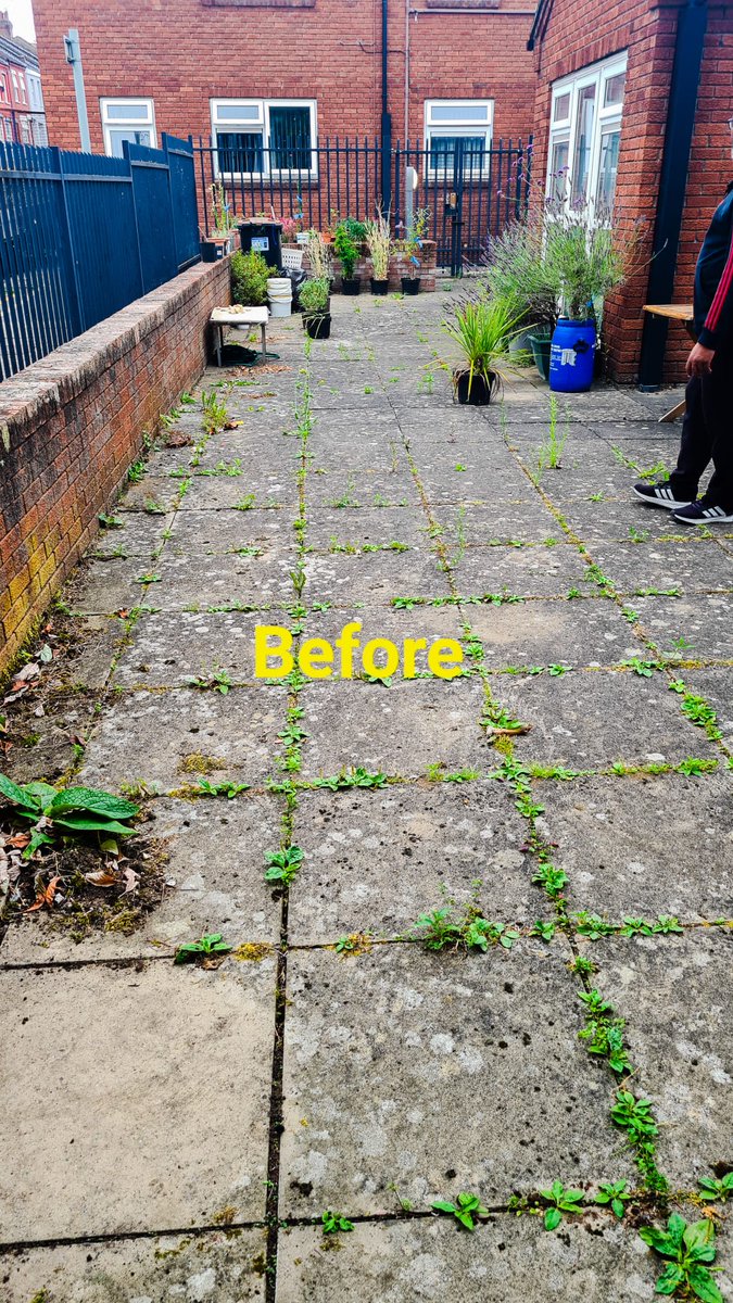 jdbailey19's tweet photo. @TheSLP1's ASB Victims and Witnesses Champion  organised a communal garden clan up at a sheltered housing scheme for over 55's in partnership with @GoodGym_Luton  and @ABCD Luton. https://t.co/yyMGw7xzJh