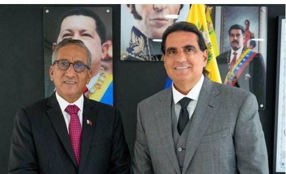 🇻🇪#AHORA : Alex Saab, se reunió con el embajador de Qatar en la nación bolivariana, Qatar Rashid Mohsin A. Fetais.#08Agosto  #NicolasMaduro 🐓#AlexNSaab #CamillaFSaab  #FreeAlexSaabl #MariaCorinaYEdmundoPresosYA