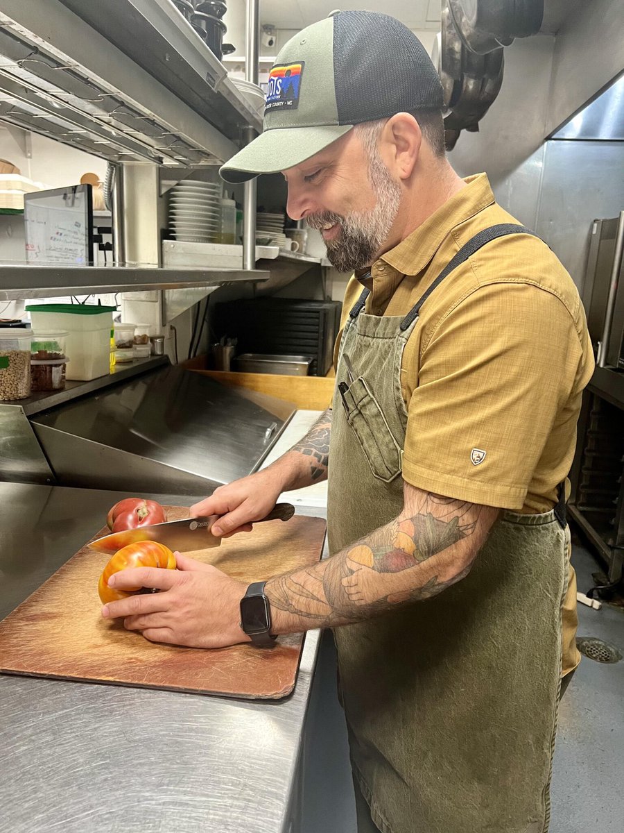 ShawnFetta's tweet photo. Chef Evan Dannells of Cadre and Lola’s shares why he’s voting no on issues 1 &amp; 2. 

Make sure to vote. Go to https://t.co/FXPuIo4lU3. 

https://t.co/8BnuhyBwGO https://t.co/z4kGDmgflH