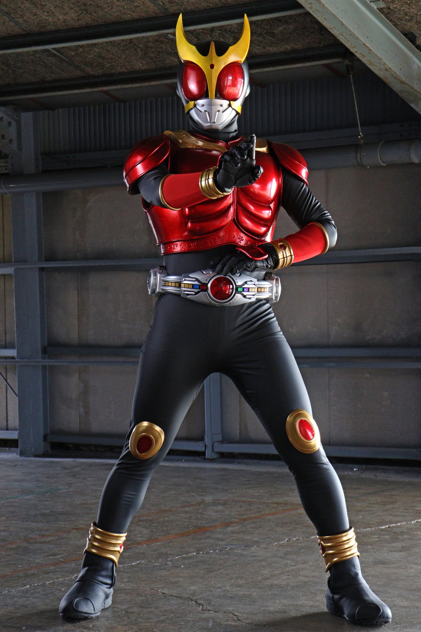 仮面ライダークウガ　コスプレ 仮面ライダーシリーズのコスプレに着用可能なクウガ全形態フル