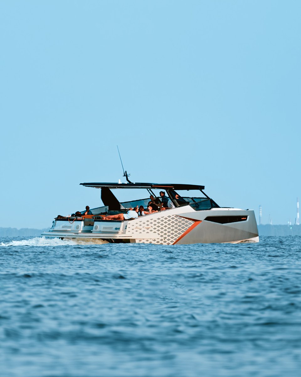 KChomka's tweet photo. Dracan 42. A new power catamaran from Polish builder: Dracan Marine.

Camera: Sony A7SIII
Lens: Tamron 70-300

#Dracan #Dracan42 #Power #Catamaran #Yacht #Premiere https://t.co/mP61ADjVaW