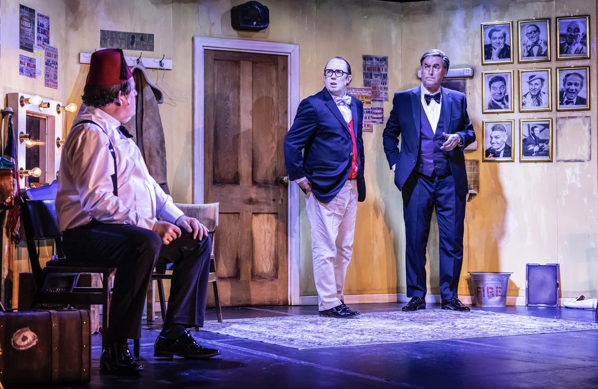 A wonderful review in THE SPECTATOR...

'A goldmine for comedy fans!  Three impersonations that could scarcely be bettered… A must for students of comedy!’

<a href="/edfringe/">Edinburgh Festival Fringe</a> <a href="/AssemblyFest/">Assembly Festival</a> <a href="/djwilliamsact/">Damian Williams</a>
<a href="/Bobsickle/">Bob Golding</a> <a href="/simplysimon321/">Simon Cartwright</a>
#thelastlaugh #edinburghfringe 🎟️ #linkinbio