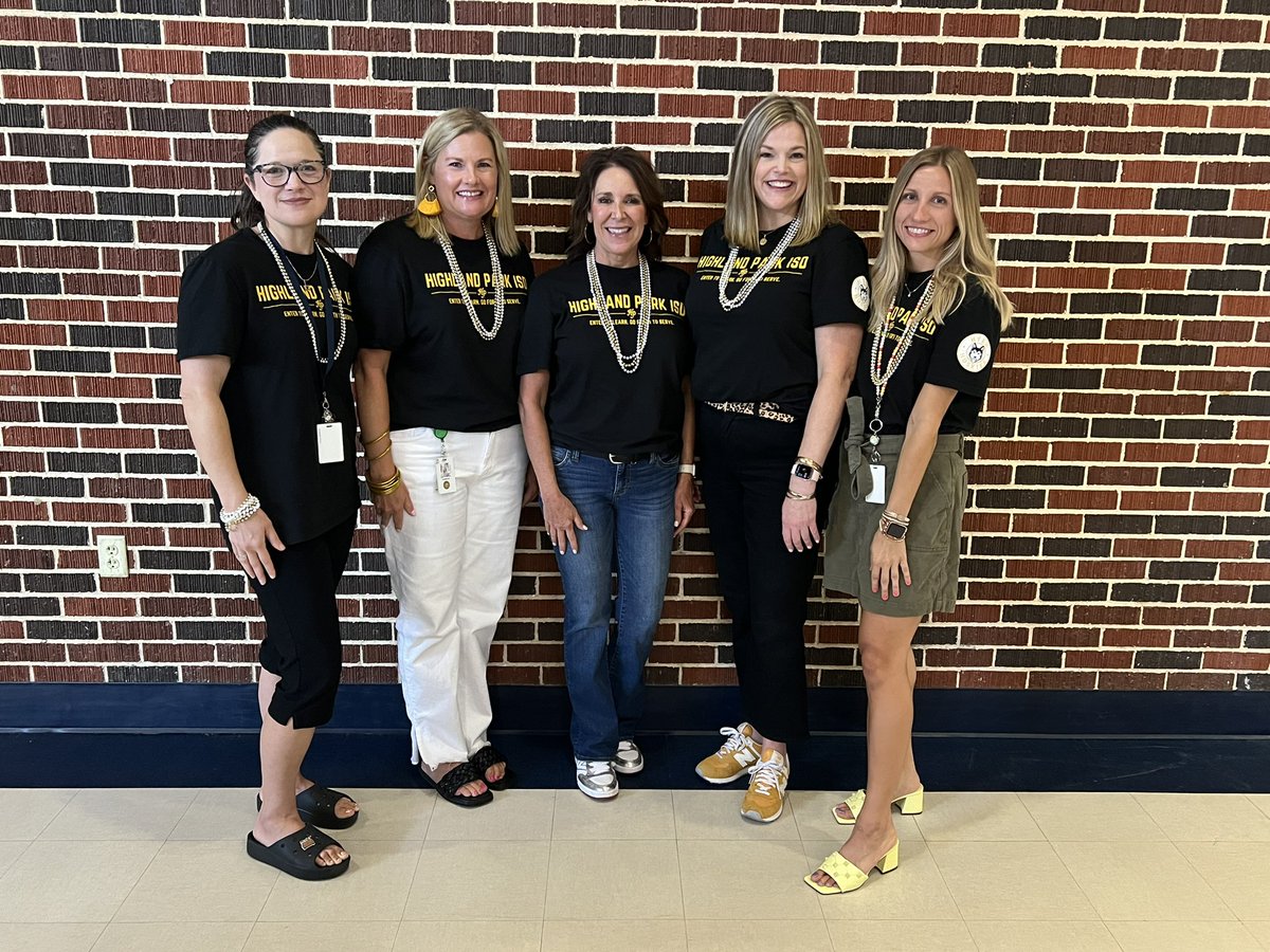 Hyer Elementary Leadership Team at <a href="/hpisdschools/">Highland Park ISD</a> Convocation! 🎉