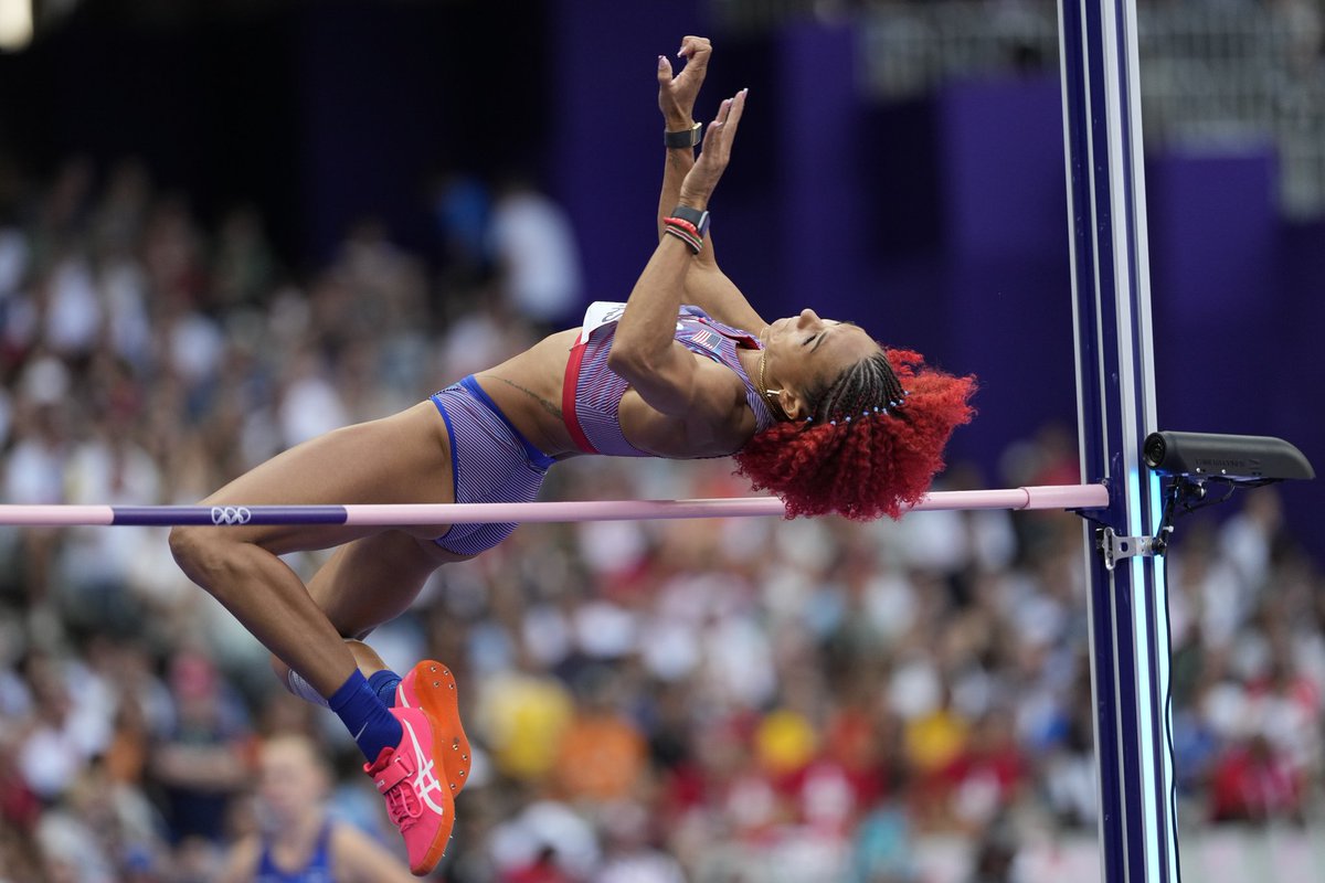 KfdxTobin's tweet photo. Taliyah Brooks clears 1.77m in the high jump. 

After 2 events in the Heptathlon, Brooks is in 6th place with 2,065 points.
#TexomaTalent #FearTheFro https://t.co/41mzQ5PTbb