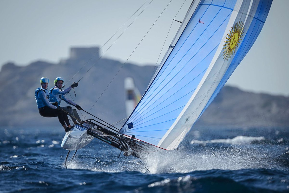 #Sailing | #Paris2024

🇦🇷 ¡¡ARGENTINA MEDALLA DE PLATA EN NACRA 17!! 🥈

EUGENIA BOSCO y MATEO MAJDALANI le dan la SEGUNDA MEDALLA a la delegación argentina.