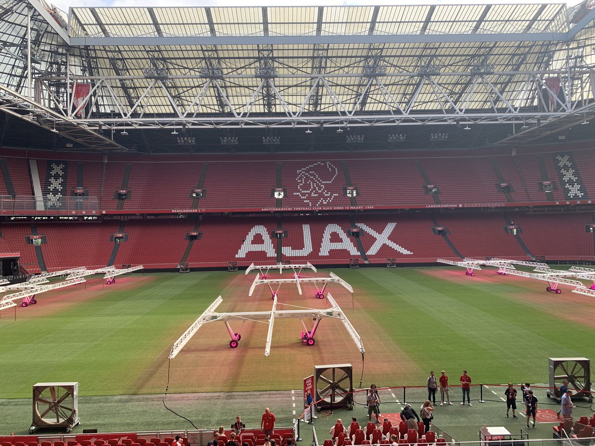 Impressive <a href="/ajaxlife/">Ajax Life</a> stadium and tour yesterday. Got to sit in the best seat in the house <a href="/cakpom/">Chuba Akpom</a>. Would love to see a game there one day