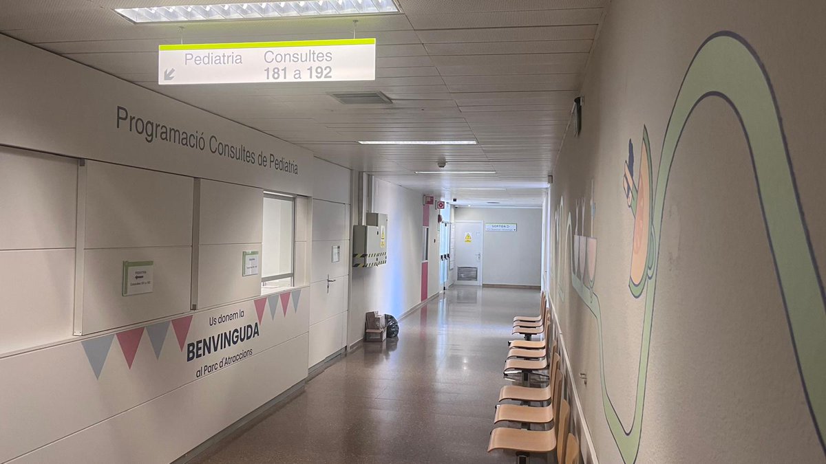 L'Hospital ha transformat durant aquest estiu les consultes de pediatria en un parc d'atraccions saludable 🎡&amp;🥦

Està dissenyat per fer que les visites siguin més atractives i a la vegada, fomentar una alimentació saludable entre els infants.

i.mtr.cool/fviijmyofc

👇