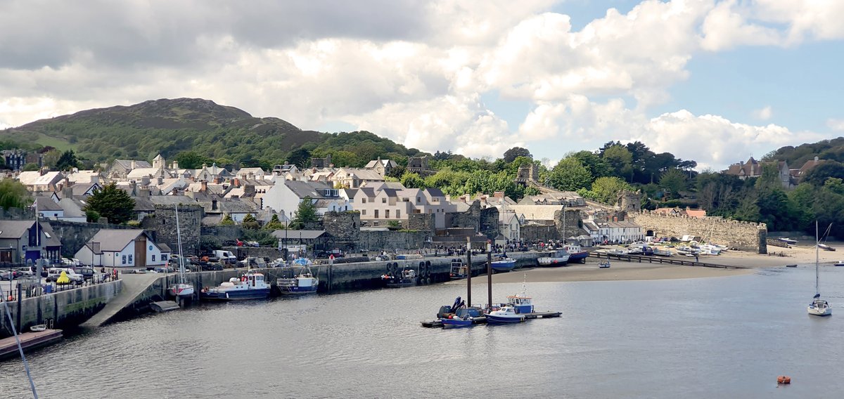 Donald Insall Associates (@insallarch) on Twitter photo Proposals to transform Conwy Civic Hall into an aparthotel and food hall were unanimously approved by <a href="/ConwyCBC/">Conwy Council</a> at committee last week. The consented scheme replaces a 1960s-designed theatre which has sat vacant since 2014: i.mtr.cool/tldlodlgrb Proposals to transform Conwy Civic Hall into an aparthotel and food hall were unanimously approved by <a href="/ConwyCBC/">Conwy Council</a> at committee last week. The consented scheme replaces a 1960s-designed theatre which has sat vacant since 2014: i.mtr.cool/tldlodlgrb