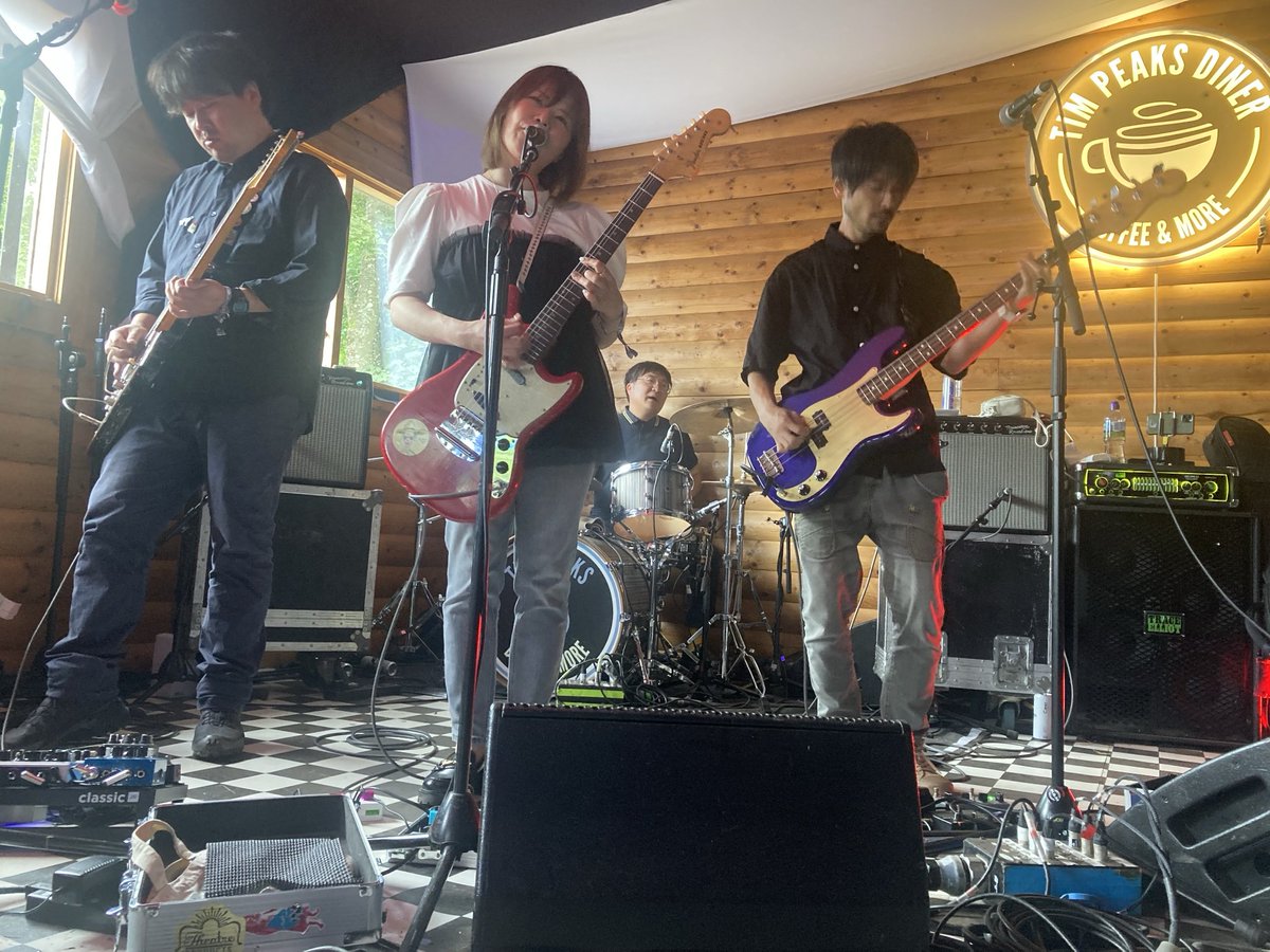 Blowelowe's tweet photo. #Taffy #TimPeaks #KendalCalling @taffy8tw @Tim_Burgess https://t.co/ff0J65fUSh