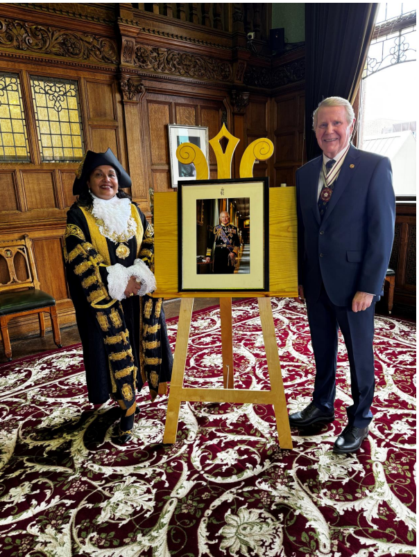 MayorChester's tweet photo. On Tuesday 18th June 2024, the Lord Mayor was pleased to attend the Citizenship Ceremony which took place at the Town Hall, Chester.
#Chester #Citzenship #ChesterTownHall #WelcomeToChester https://t.co/TMMLz2rT0L