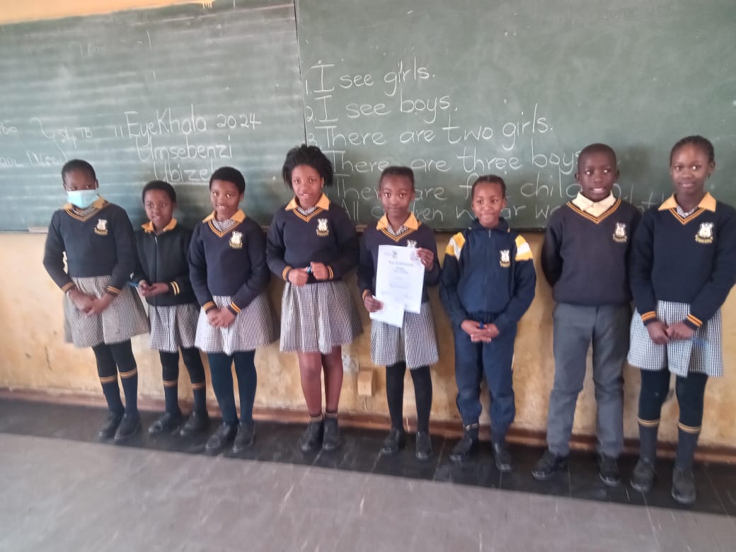 𝗨𝗯𝘂𝗻𝘆𝗲. 𝗧𝗼𝗴𝗲𝘁𝗵𝗲𝗿 𝗶𝗻 𝗟𝗲𝗮𝗱𝗲𝗿𝘀𝗵𝗶𝗽

Ntloko Primary School's Youth TB Champions light up Phase 2 of the Ulutsha Lulwa iTB Campaign!! 
Students had a blast crafting songs/poetry and logos about TB, sharing their knowledge on treatment and care with their peers