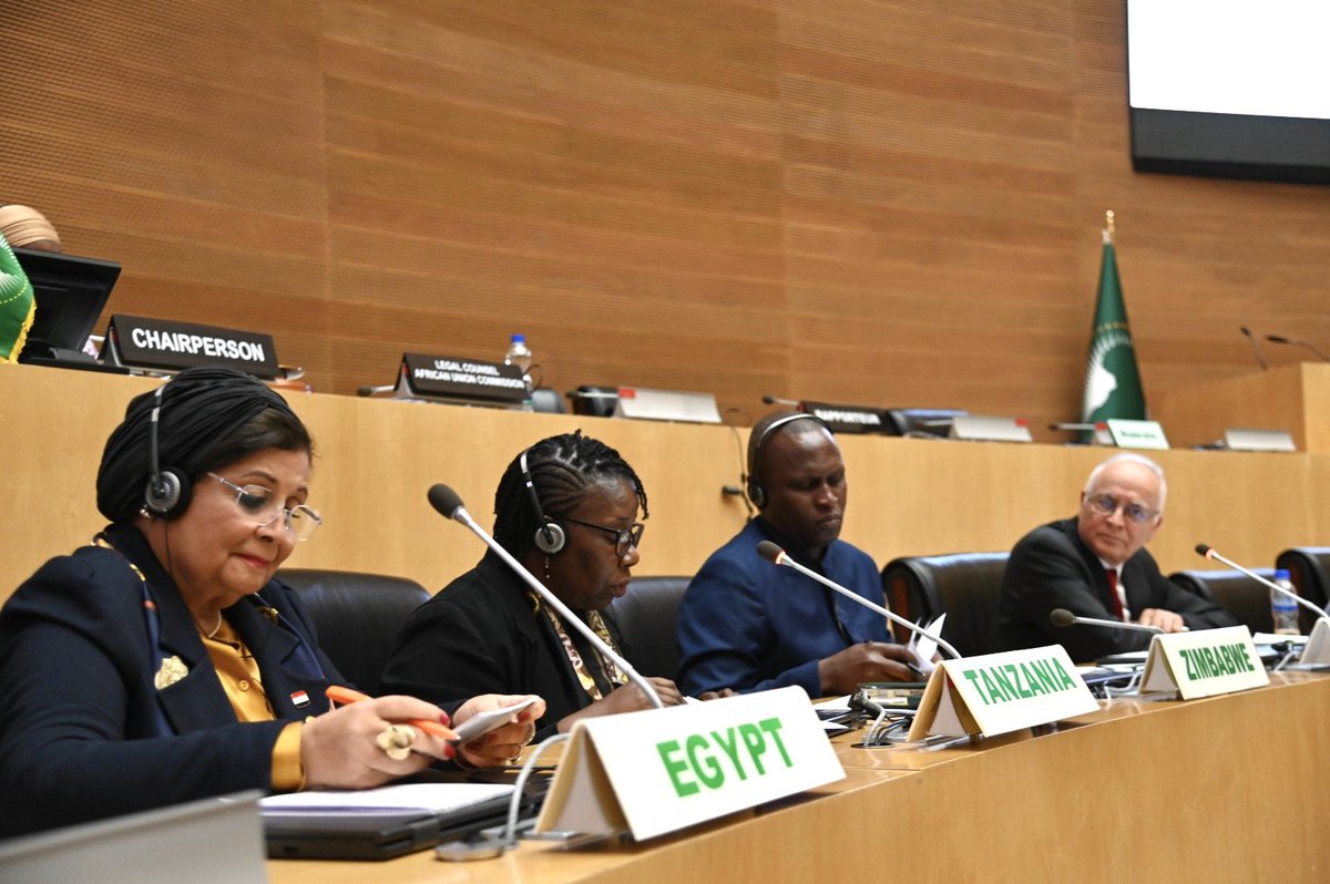 AU_HHS's tweet photo. #HighLevelRoundTable! 
On the #STC-HNPDC5️⃣ theme -“Cultivating Wellness in Africa: Holistic Approaches to Health, Nutrition, Population, Drug Control, Crime Prevention &amp; Education”
Panel included: 
Egypt🇪🇬
Tanzania🇹🇿
Zimbabwe🇿🇼 
Moderated by H.E @he_belhocine 
#MinisterialSession https://t.co/GsPBsHqySQ