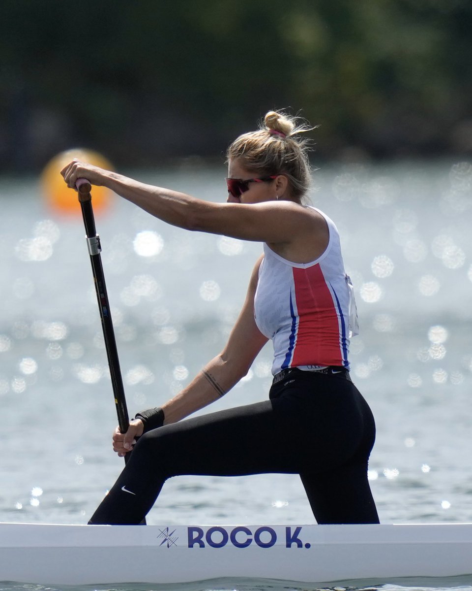 TeamChile_COCH's tweet photo. ¡KAREN TAMBIÉN SE METE EN SEMIS! 💣💣

El Team Chile 🇨🇱 tendrá DOS semifinalistas olímpicas 😮‍💨😮‍💨😮‍💨 en la canoa individual femenina (200 metros), luego de la clasificación de Karen Roco 👏🏻.

Karen fue segunda en su heat (47,73 segundos) de cuartos de final y se unió a María José Mailliard en las semifinales.

El sábado volverán a competir en busca de la final y las preseas.

¡Tremenda Karen! 🙌🏻🙌🏻

#VamosTeamChile 🇨🇱