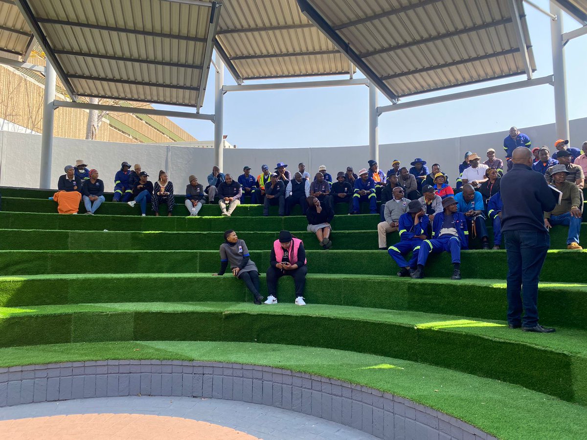 APSA_official's tweet image. Sefako Makgatho University (SMU) Joint Union Mass Meeting underway.

#NEHAWU
#APSA
#SAPTU