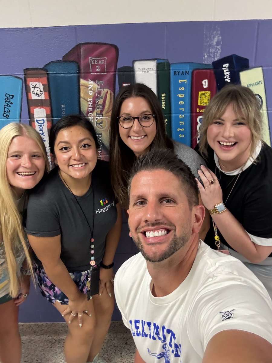 Grade three is ready for everybody!  #WeAreCVE #SomosCVE