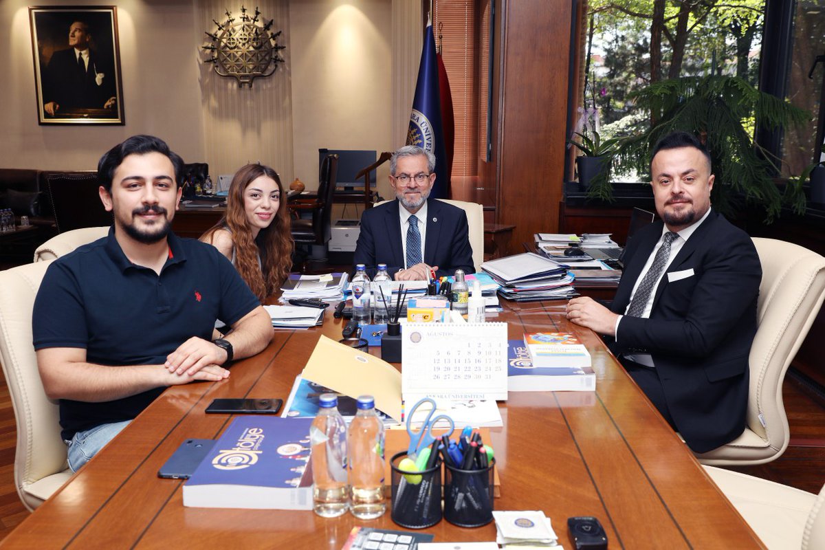 Sağlık, Kültür ve Spor Daire [<a href="/SKS_ankara/">Ankara Üniversitesi SKS</a>] Başkanımız Sn Hakkı Ener Elçi, AGİT Topluluğu Başkanı ve TEDx [<a href="/TEDx/">TEDx</a>] Ankara Üniversitesi  Organizatörü Sn Nur Arslan ile önceki dönem AGİT Topluluk Başkanı Sn Selim Göçmen'e ziyaretlerinden dolayı teşekkür ediyorum.