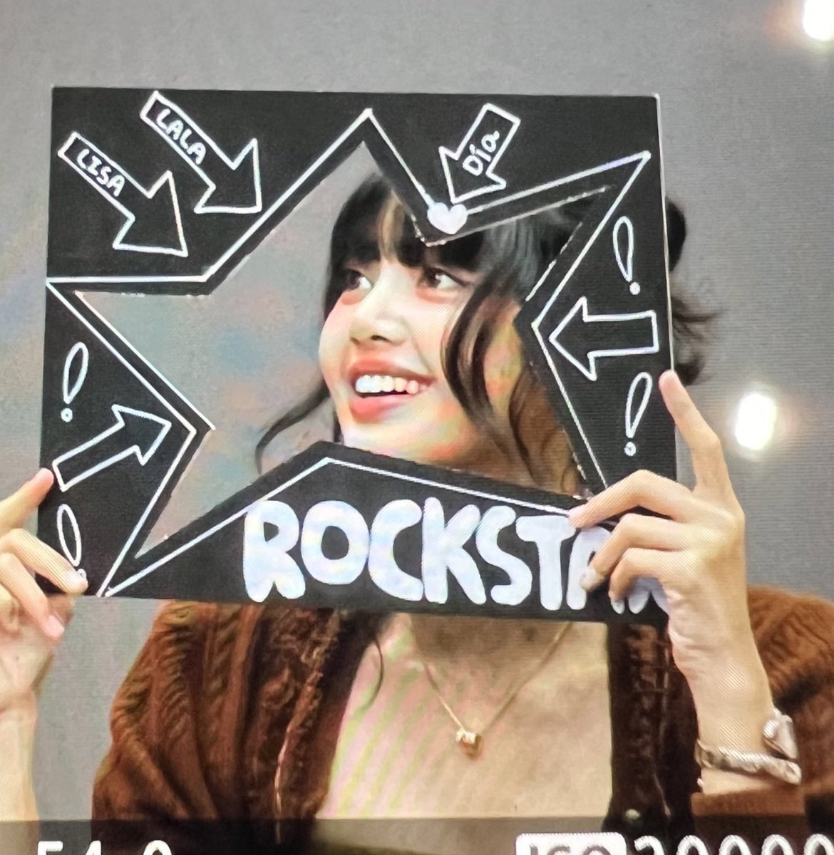 lisademanoban's tweet photo. jennierubyjane                                 lalalalisa_m https://t.co/7FuIdHz4fM
